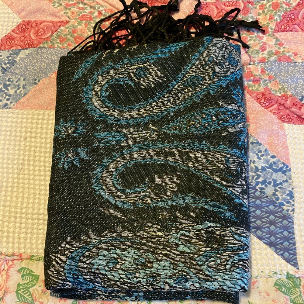 Paisley fringe shawl